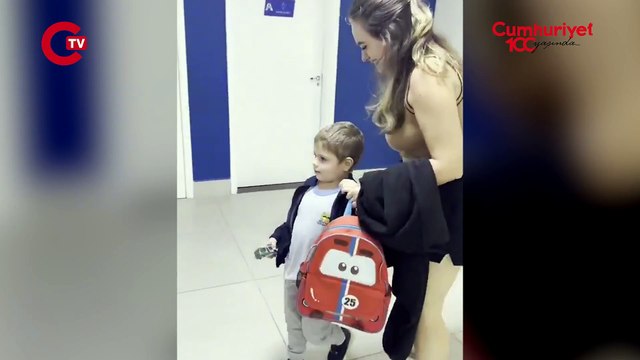 Kanseri yenen çocuk okul arkadaşları tarafından duygu dolu bir şekilde karşılandı