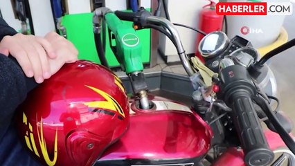 Akaryakıtta yine fiyatlar değişti! Biri arttı diğeri azaldı