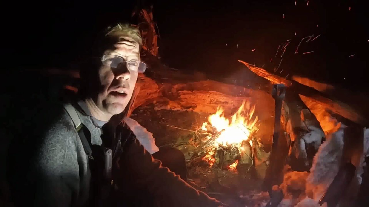 Can I Survive Alaskan Winter with No Sleeping Bag, No Tent & No Tarp