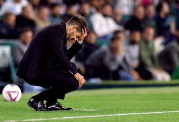 تدهور نتائج أتليتيكو يلقي بظلاله على سيميوني