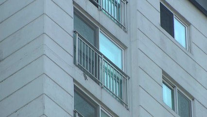 [단독] 아버지 시신, 냉동고에...40대 아들 "재산 문제" / YTN