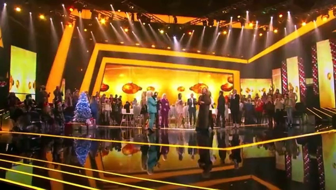 Lepa Lukic - Tesko mi je - Zvezde Granda Specijal - (TV Prva 02.01.2022.)