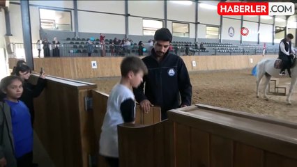 Gaziantep'te Yetim Çocuklar için At Binme Etkinliği Düzenlendi