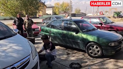 Adilcevaz'da Araç Sahipleri Kış Lastiklerine Yoğun İlgi Gösterdi