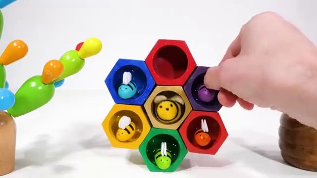 Toy Bee Learning Video for Toddlers - Learn Spanish and English Colors, Numbers, and Words for Kids!