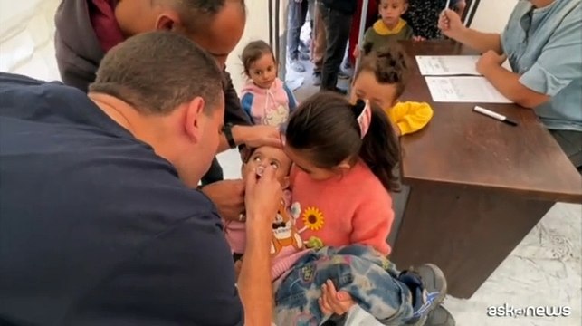 Ai bambini di Gaza seconda dose di vaccino contro la poliomielite