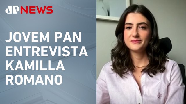 Lei que proíbe uso de celulares em escolas avança no Congresso; psicóloga analisa