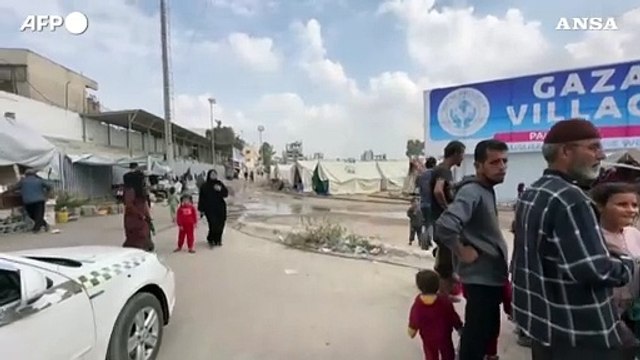 Gaza, i bambini ricevono la seconda dose di vaccino contro la poliomielite