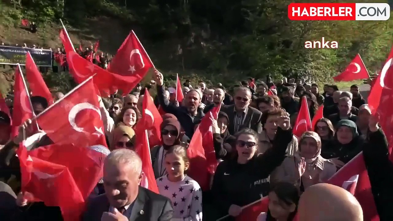 Uzungöl'de HES Projesine Karşı Protesto Eylemi