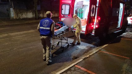 Idosa sofre queda, fica ferida e é atendida pelo Siate no Centro
