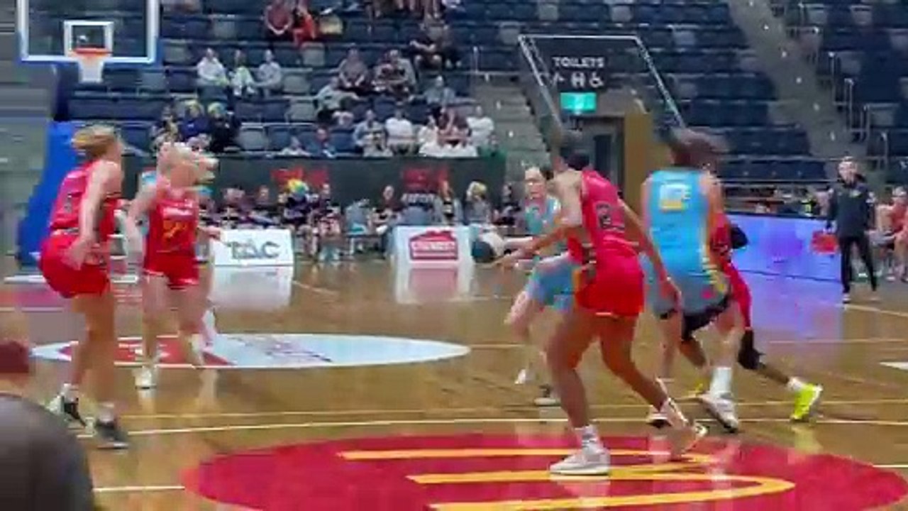 Bendigo Spirit v Adelaide Lightning. November 2, 2024.