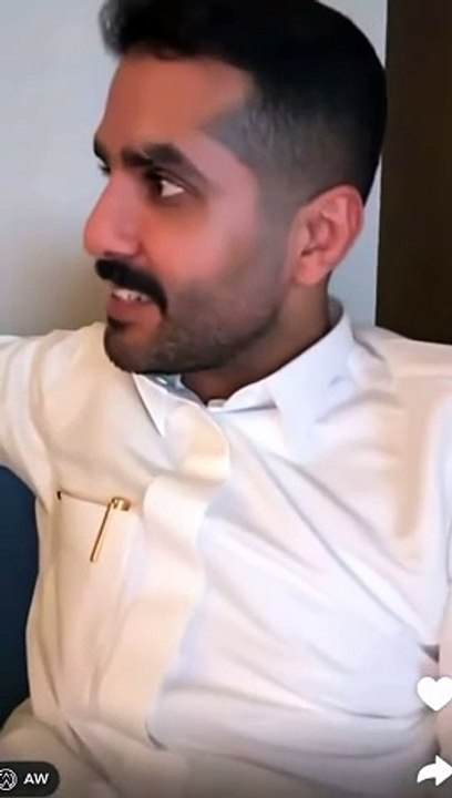 عبد الله الودعاني يكشف فرق السن بينه وبين زوجته أريج