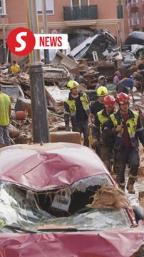 Spain sends thousands more troops to flood zone