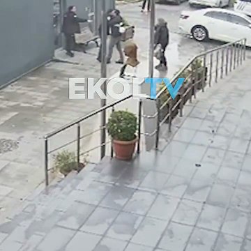 Polis, diğer polis memurunu bacağından vurdu! Sebebine inanamayacaksınız
