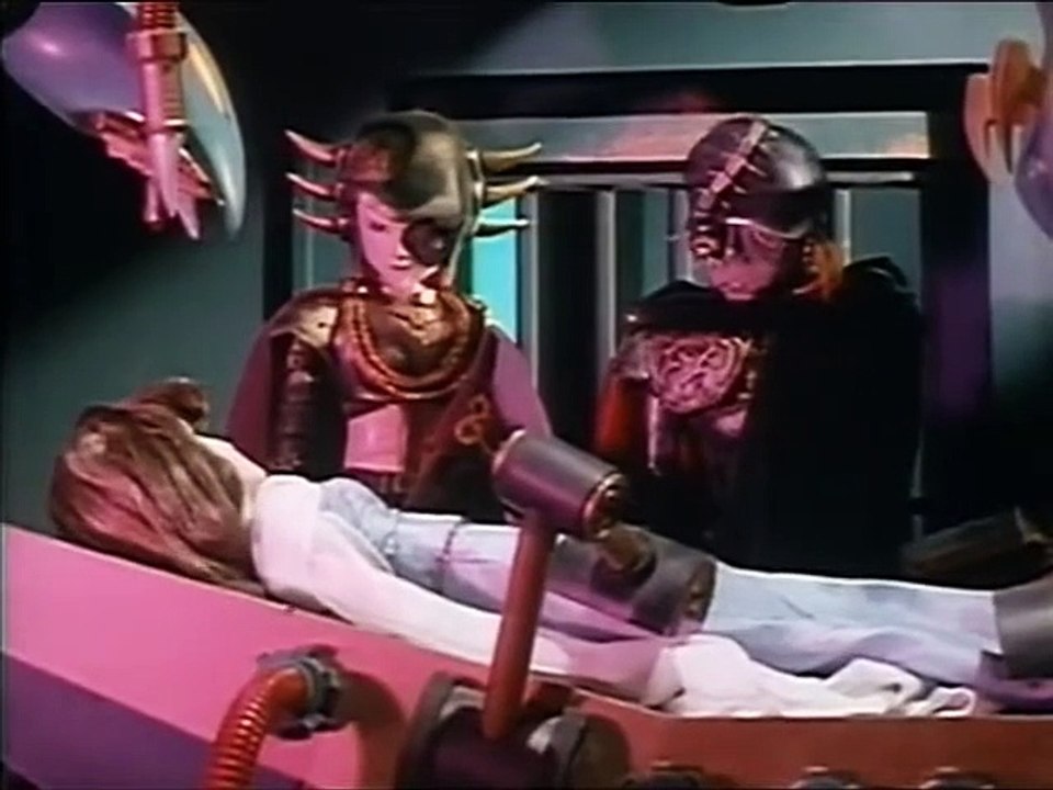 X-Bomber (a.k.a. Star Fleet) Episode 17