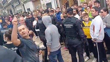 Veïns indignats a Xiva