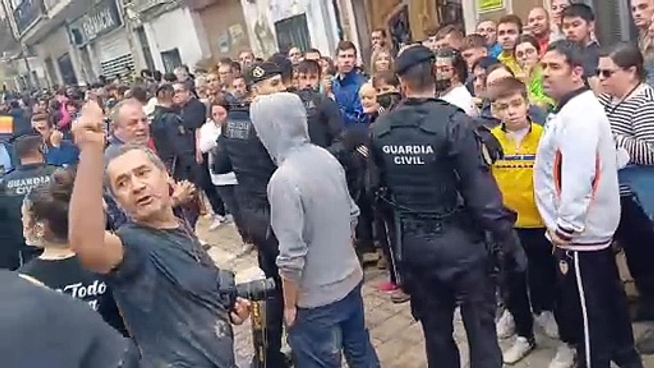 Veïns indignats a Xiva