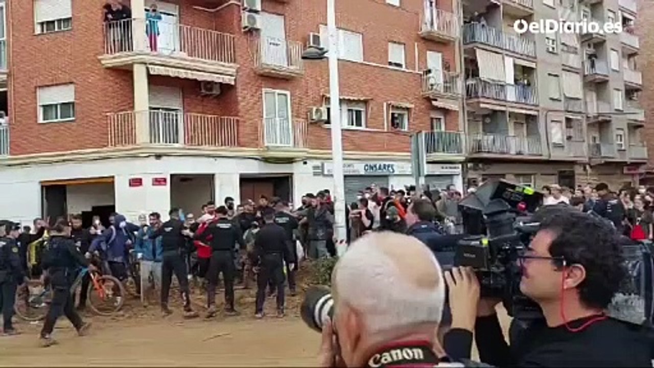 protesta a Pedro Sánchez