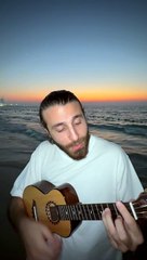 Je commence a maitriser pas mal mon ukulele je suis content 