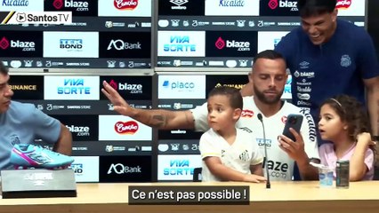 Neymar s'invite par visio pour féliciter son club de coeur