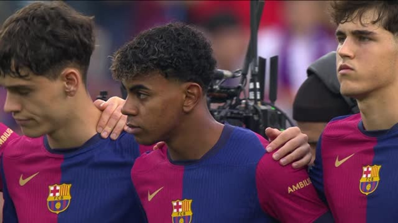 Inondations à Valence - Une minute en hommage aux victimes à Barcelone et Madrid