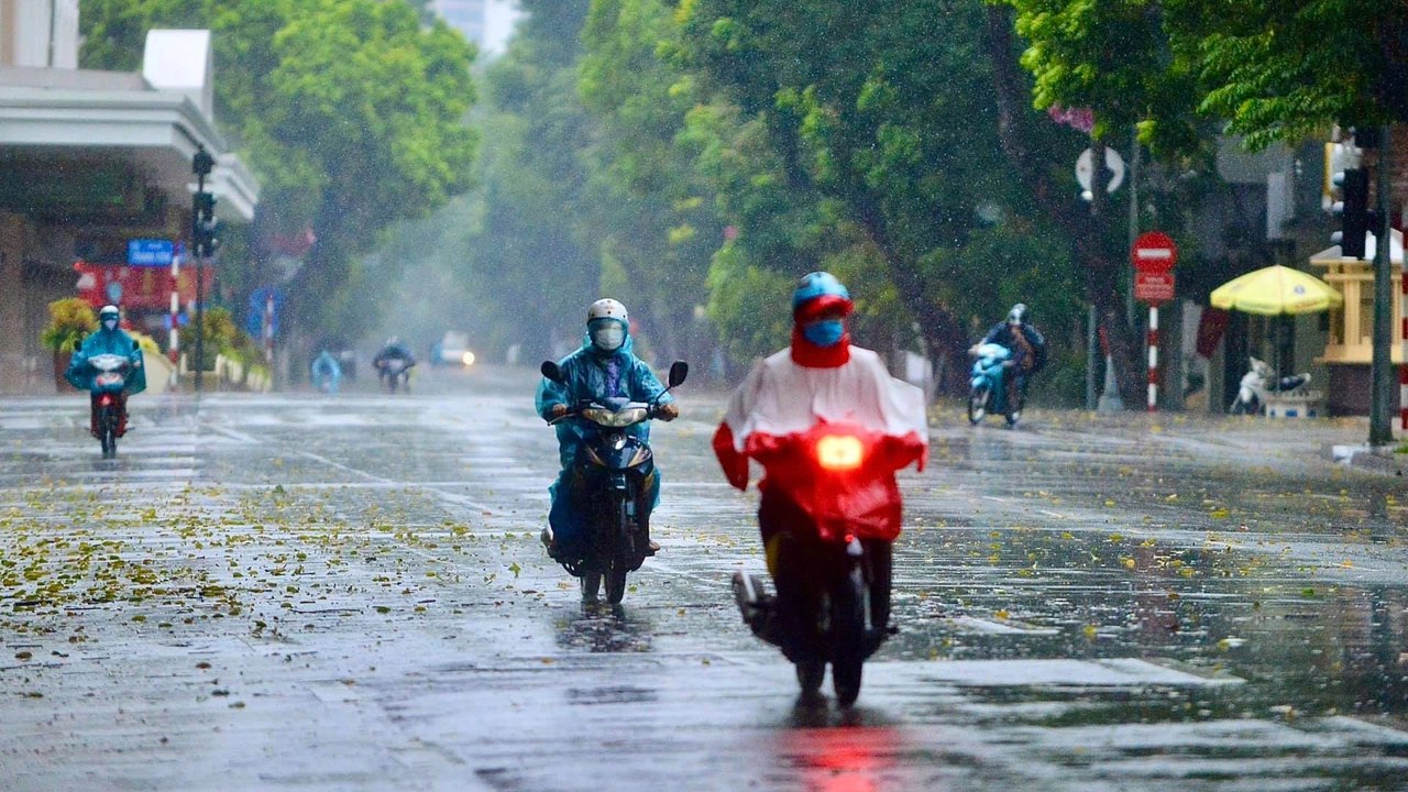 Miền Bắc chuẩn bị đón khí lạnh, trời rét kèm mưa lớn diện rộng