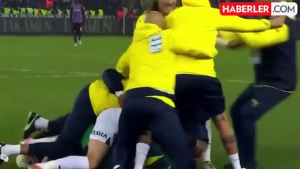 Bütün dünya Mourinho'nun Trabzonspor maçındaki hareketini konuşuyor