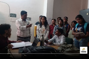CG News: बड़ी संख्या में कॉलेज पहुंचे छात्र, बोले- हमारा ये पूरा साल बर्बाद हो जाएगा.. देखें VIDEO