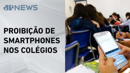 Cerca de 70% das escolas privadas querem proibir uso de celulares