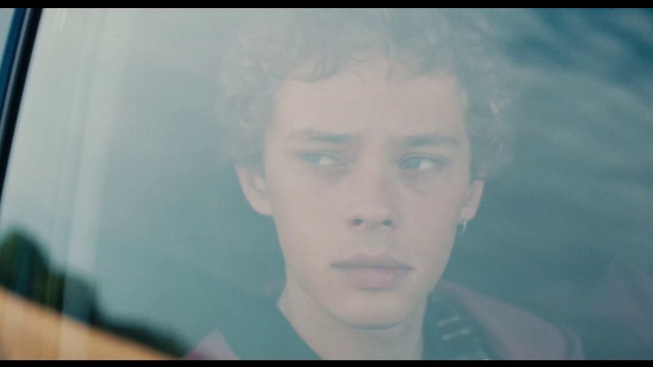 Boy - Trailer (Deutsche UT) HD