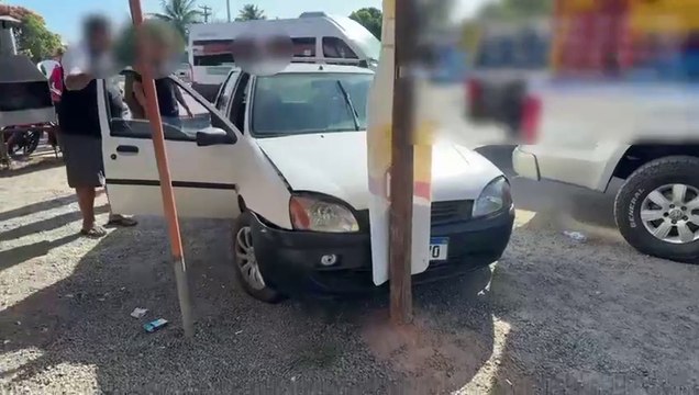 Motorista embriagado é preso após tentar atropelar clientes de bar e morder policial