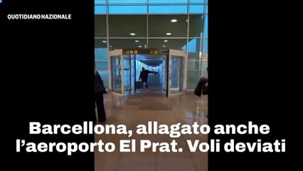 Barcellona, allagato anche l'aeroporto El Prat. Voli deviati