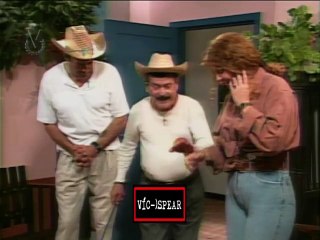 El Terror del Llano contra el Boticario del Pueblo - Cheverisimo - Venezuela