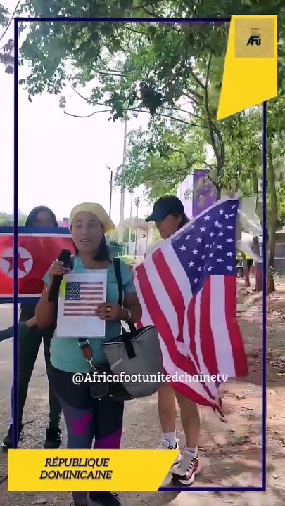 Coupe du Monde Féminine U17 République Dominicaine  : Ces Dominicains sont venus soutenir leurs pays d'origine : #CoréeDuNord  et les #États_Unis  ⚽
