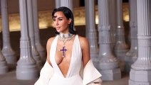 Kim Kardashian e Lady Diana: stessa collana, look diametralmente opposti