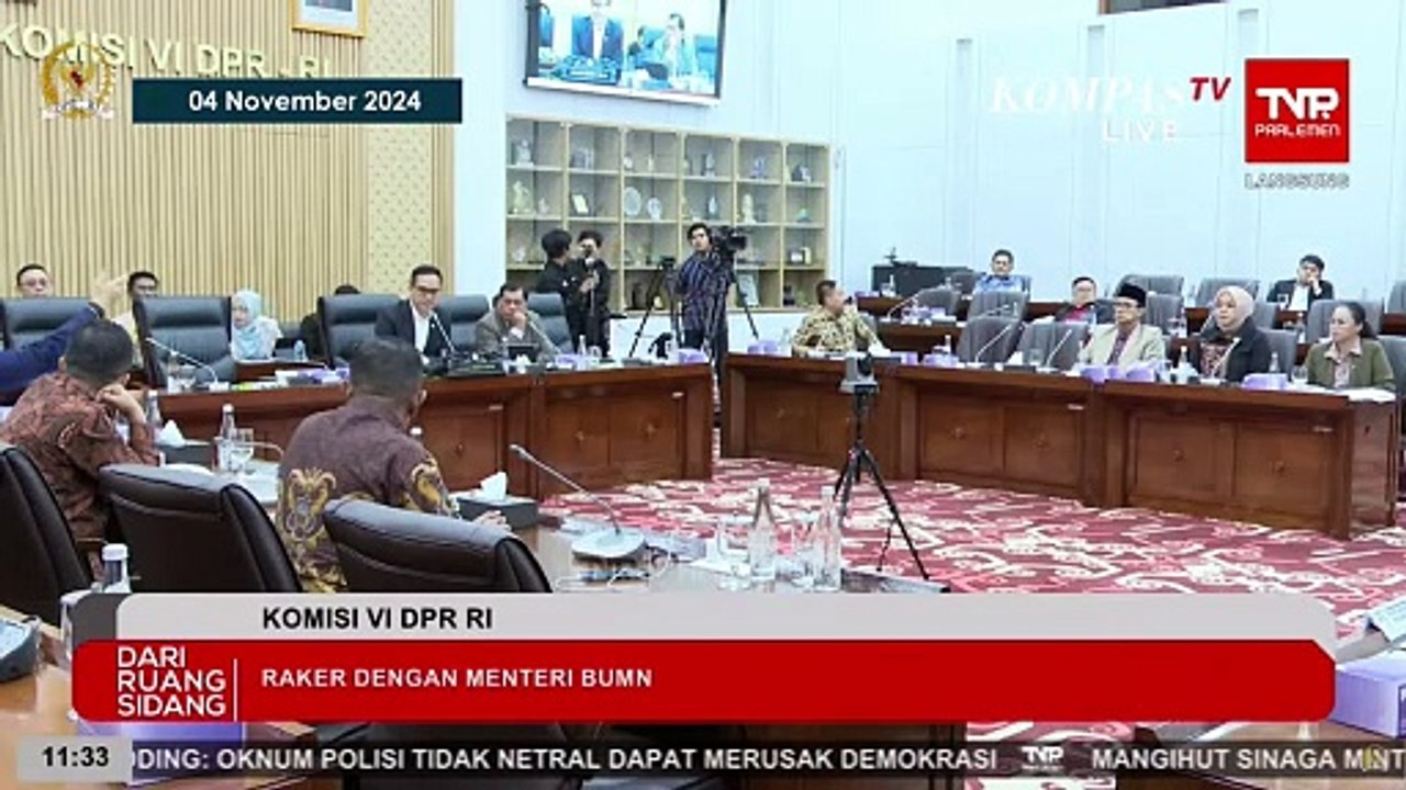 Erick Thohir Tinggalkan Ruang Rapat Komisi VI DPR, Ada Apa?