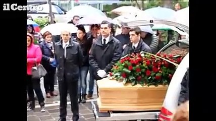 Pescara, i funerali di Pavone: presente anche la moglie