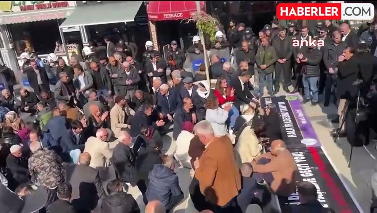 Van'daki Kayyum Protestosuna Polis Müdahalesi