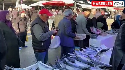Bolu'da Balık Fiyatları Düştü, Vatandaşlar Tezgahları Sildi Süpürdü