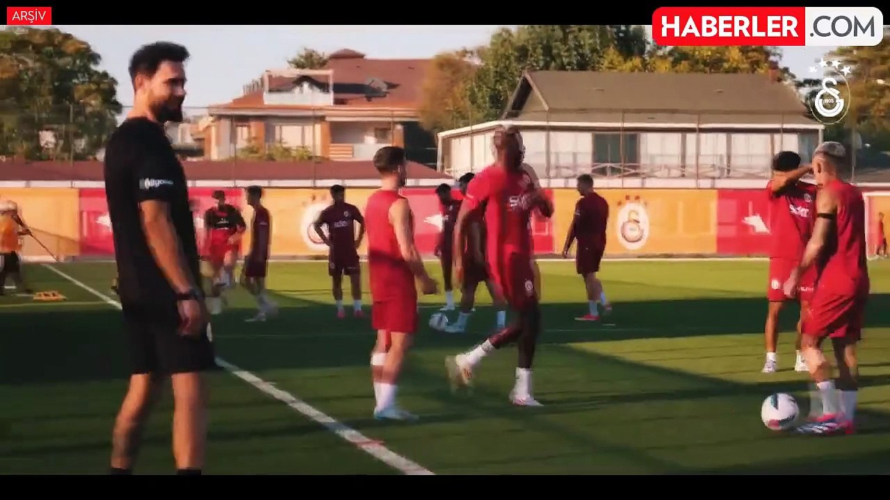 Osimhen Tottenham maçında yok mu?