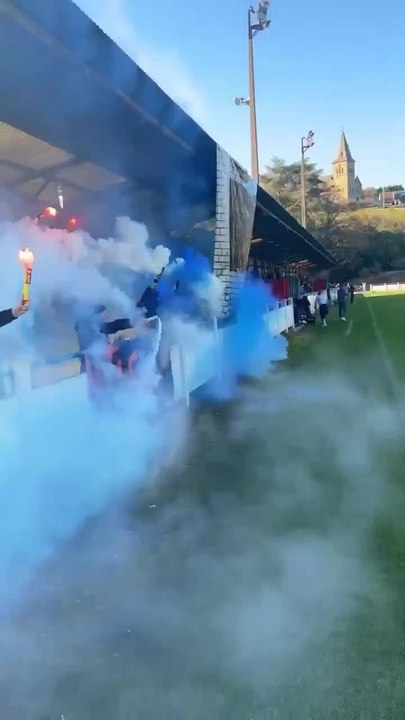 WBO supporters ambiance