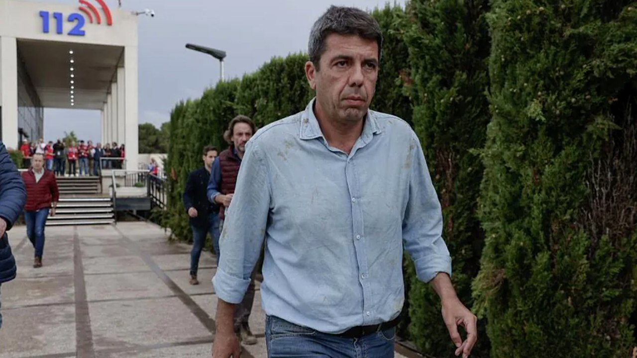 Mazón acusa a la Confederación Hidrográfica del Júcar de desactivar hasta tres veces la alerta hidrológica el día de la DANA