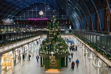 St. Pancras International x Wicked Christmas Tree 2