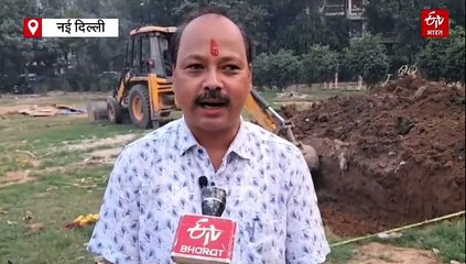 चितरंजन पार्क के मेला ग्राउंड में छठ पूजा को लेकर तैयारियां जोरों पर, लोगों ने कहा- लोगों में बाटां जाएगा ठेकुआ