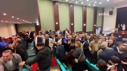 Kağıthane Belediyesi Meclisi'nde CHP'lilere saldırı: 2 yaralı