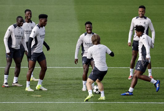 ريال مدريد يستعد لمواجهة ميلان