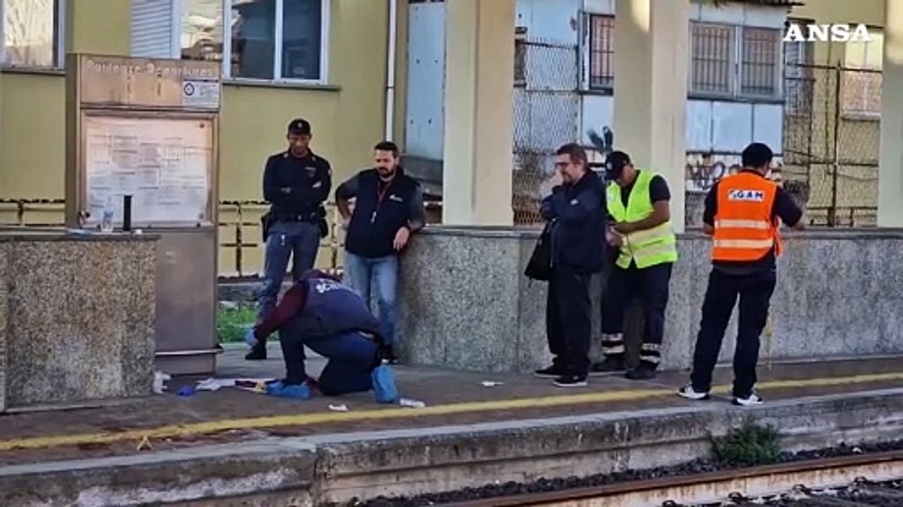 Capotreno accoltellato a Rivarolo, fermati due aggressori