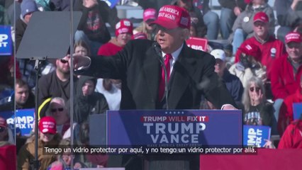 Trump: "Para dispararme el tirador tendría que atravesar primero a los periodistas y eso no me importa"