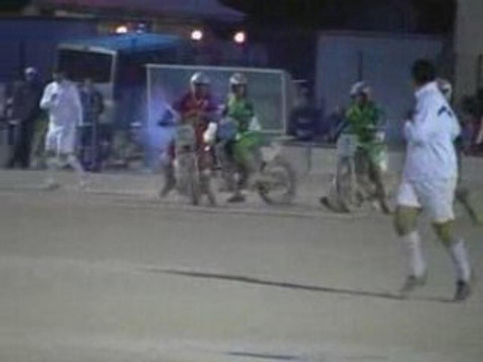 Troyes Houlgate 1 le 19 04 08.mpg