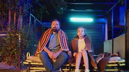 Baba Beni Güldürsene Fragman